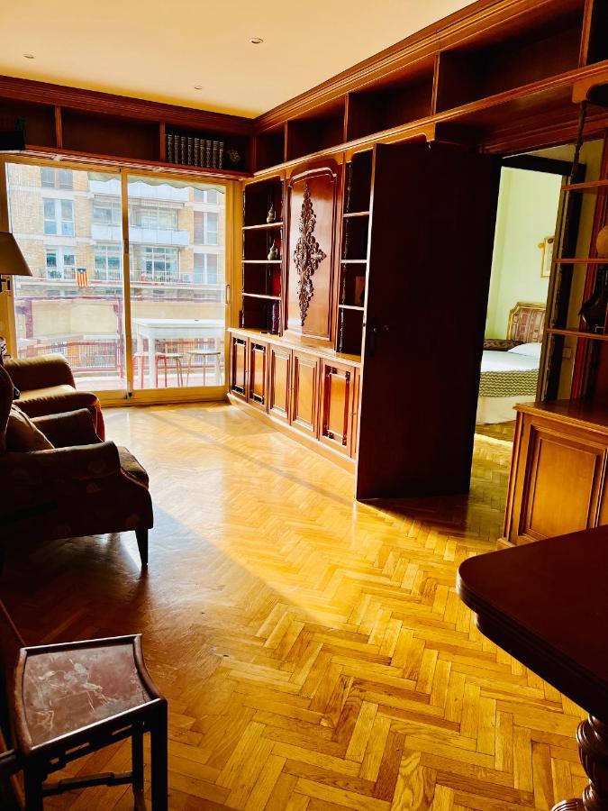 Your Second Home In Barcelona With Private Room And Private Bathroom Close To Montjuic, Pl Espana, La Rambla, Ferry Port المظهر الخارجي الصورة