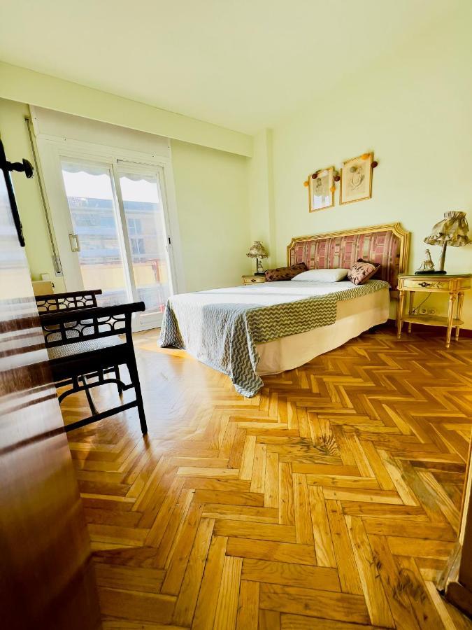 Your Second Home In Barcelona With Private Room And Private Bathroom Close To Montjuic, Pl Espana, La Rambla, Ferry Port المظهر الخارجي الصورة